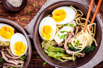 Ramen noodles with eggs, tofu and mushrooms