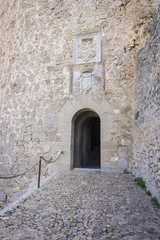 Fototapeta na wymiar gate medieval castle of Consuegra in the province of Toledo, Spa