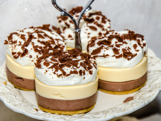 Braune Sahnetörtchen