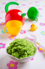 Baby food of peas