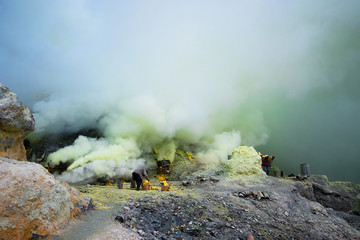 Kawah Ijen Vacano