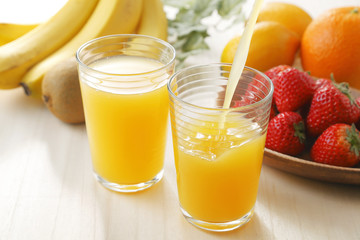 フルーツジュース　Fruit juice - obrazy, fototapety, plakaty