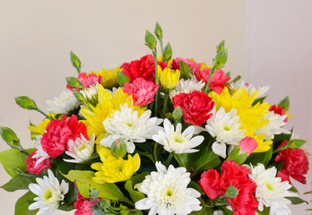 Obraz na płótnie Canvas flowers bouquet arrange for decoration in home
