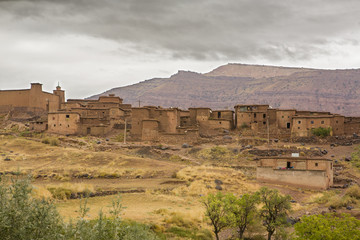 Fototapeta premium Atlas mountain town, Morocco