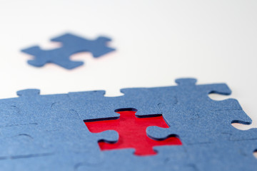 Puzzle mit fehlendem Puzzleteil