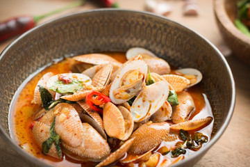 stir fried clams with roasted chili paste