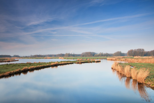 Poldersloten op een frisse lentemorgen