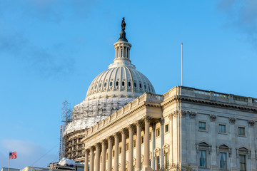 Obraz premium The U.S. Capitol Building during the Dome Restoration Project