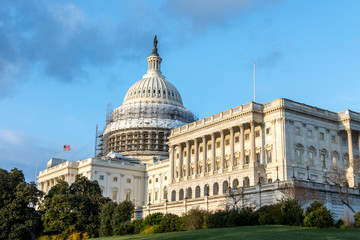 Obraz premium The U.S. Capitol Building during the Dome Restoration Project