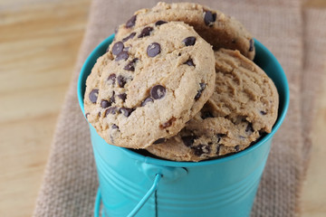 chocolate chip cookie