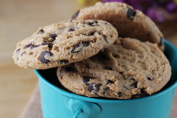 chocolate chip cookie