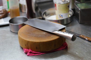 knife on woodboard