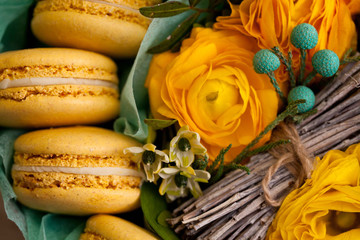 macaroons in the box