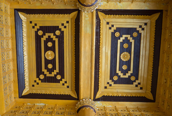 Ceiling measure Department of the Red Burma.