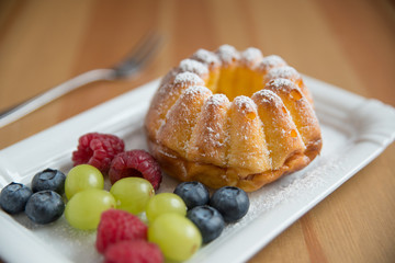 Kleiner Topfengugelhupf 