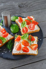 Tomato and cheese bruschetta