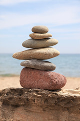  totem piedras zen playa equilibrio2319-f16