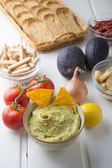 Guacamole with nachos
