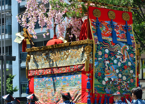 祇園祭 山鉾巡行　黒主山