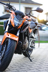 Motorrad orange  © Wellnhofer Designs