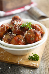 Meatballs in tomato sauce