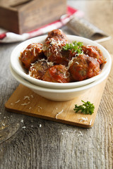 Meatballs in tomato sauce