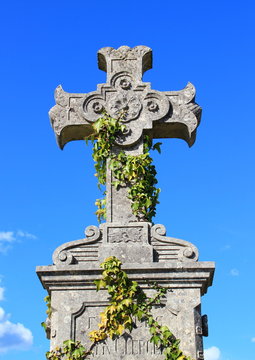 Croix de cimetière.
