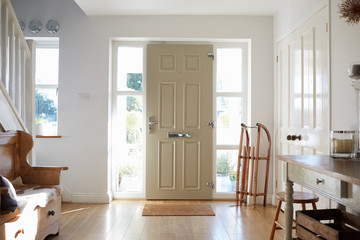 Obraz premium Front Door Of Contemporary Family Home