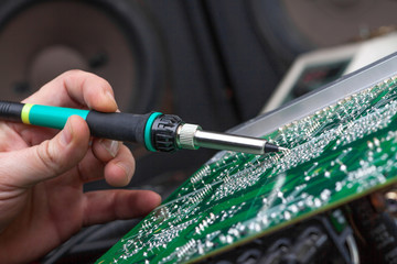 Repair of electronic devices, tin soldering parts
