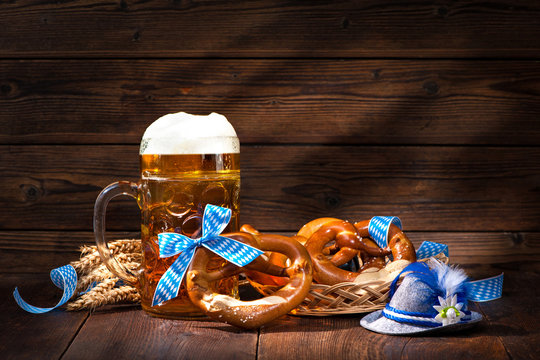 Original bavarian pretzels with beer stein
