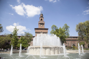 Veduta del Castello sforzesco a Milano