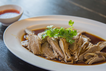 Pot-stewed duck