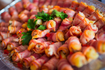 Food  on wedding table
