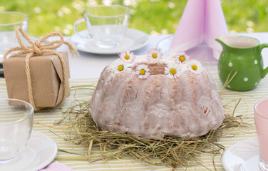 Geladen zum Kaffee und Kuchen © ChristArt