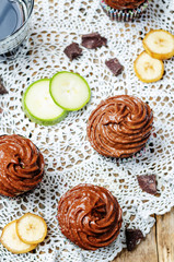 Chocolate zucchini banana cupcakes