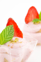 mousse di fragole