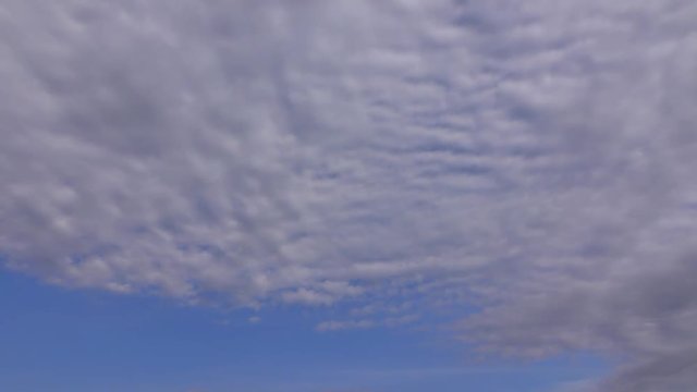 4K・流れる雲と青空・タイムラプス_15-186
