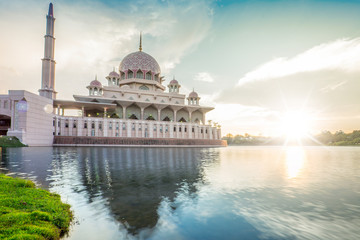 Fototapeta na wymiar .Putrajaya Mosque Malaysia