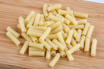 Raw rigatoni
