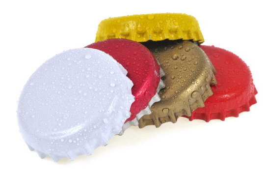 Les capsules de bouteilles en couleur