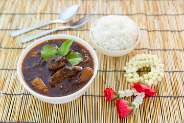 Thai cuisine the Chamuang pork Curry