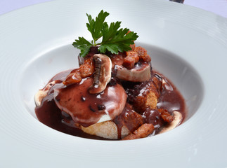 oeufs en meurette