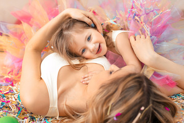 Obraz na płótnie Canvas Mother and daughter