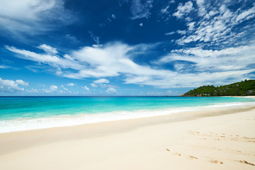 Obraz premium Beautiful Anse Intendance beach at Seychelles
