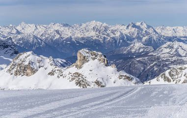 Fototapeta na wymiar Skiing in Valtournenche