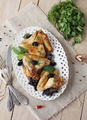 fried chicken wings with mulberry