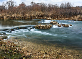 Река Таруса, перекат.