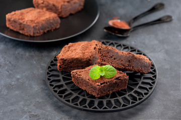 Chocolate cake brownies