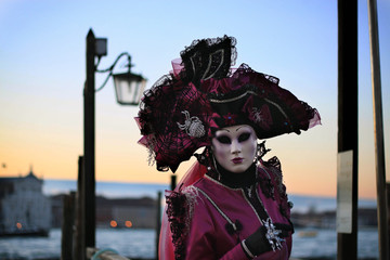 Plakat Venice carnival costume and mask.