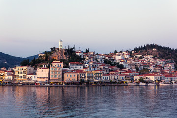 Fototapeta na wymiar Poros village and port, Greece